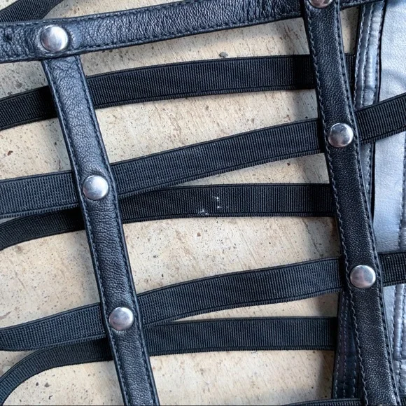 Stuart Weitzman Gladiator Sandals Black Leather With Box - 8.5 - Picture 11 of 16